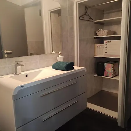 5, El Pueblo Au Village Naturiste * Agde